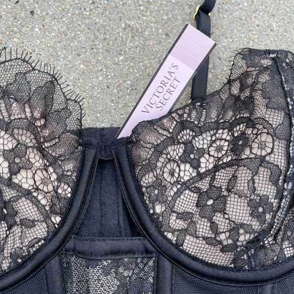 Victoria's Secret black underwire lace corset lightly padded size 34B - Picture 4 of 8